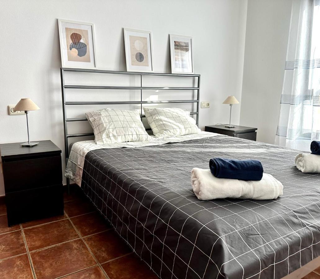 Holiday home Pambnb - 250m To Beach, Family Pools, Wi-fi & Bbq