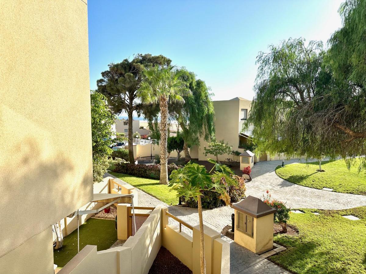 Pambnb - 250m To Beach, Family Pools, Wi-fi & Bbq Holiday home